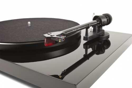 Pro-Ject Debut E Carbon levysoitin